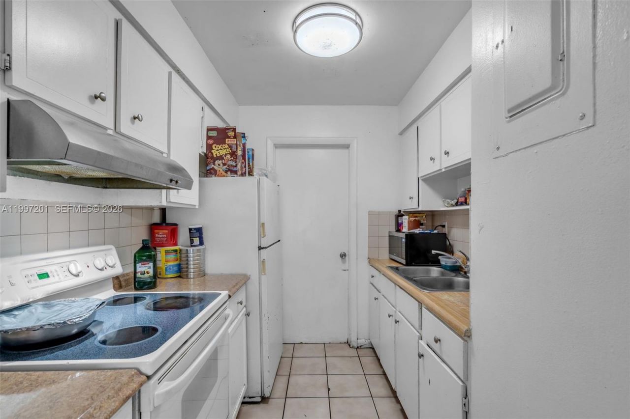 3712 SW 12th Ct, Fort Lauderdale, FL 33312 Photo