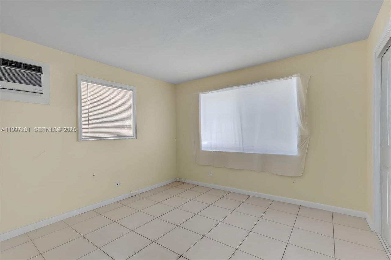 3712 SW 12th Ct, Fort Lauderdale, FL 33312 Photo