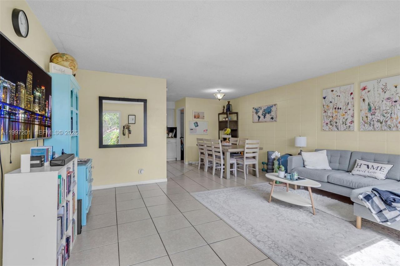 3712 SW 12th Ct, Fort Lauderdale, FL 33312 Photo