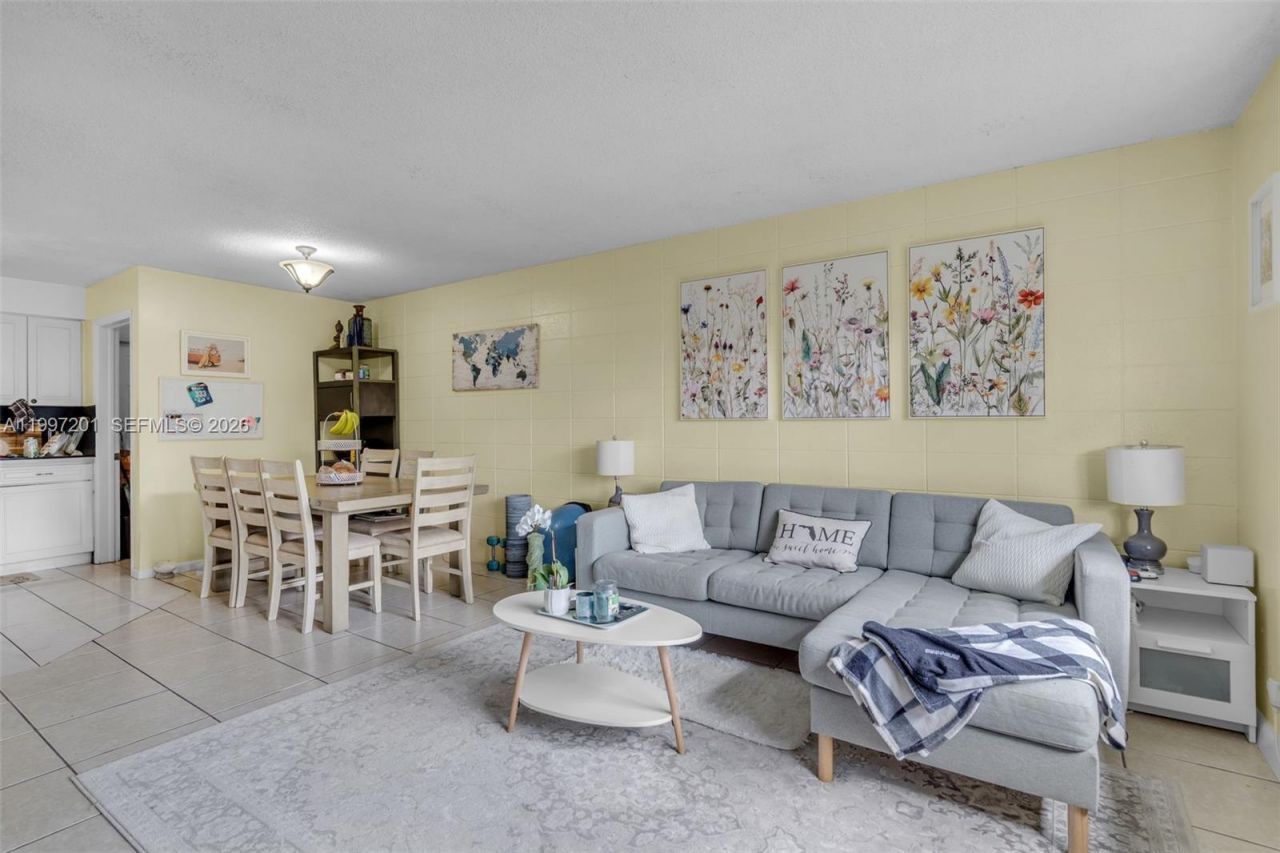 3712 SW 12th Ct, Fort Lauderdale, FL 33312 Photo