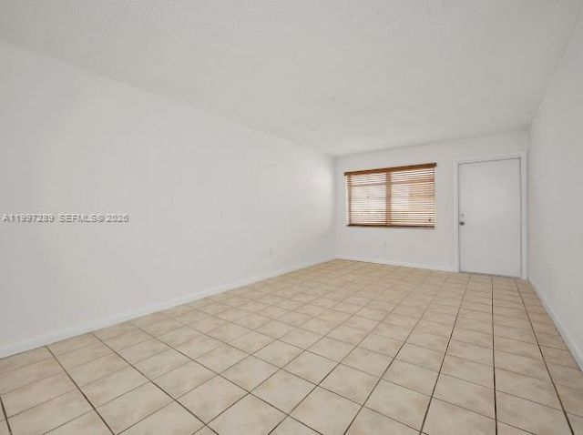 7620 Carlyle Ave , Unit 606, Miami Beach, FL 33141 Photo