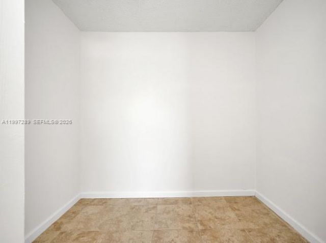 7620 Carlyle Ave , Unit 606, Miami Beach, FL 33141 Photo