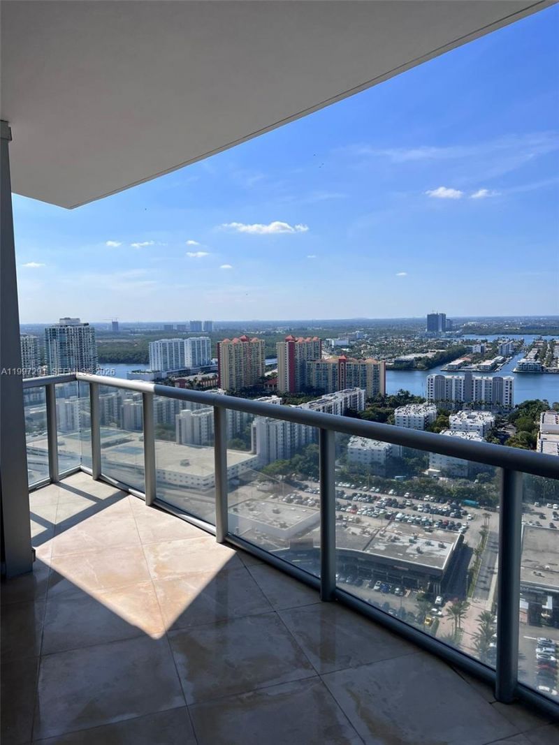 17121 Collins Ave , Unit 3304, Sunny Isles Beach, FL 33160 Photo
