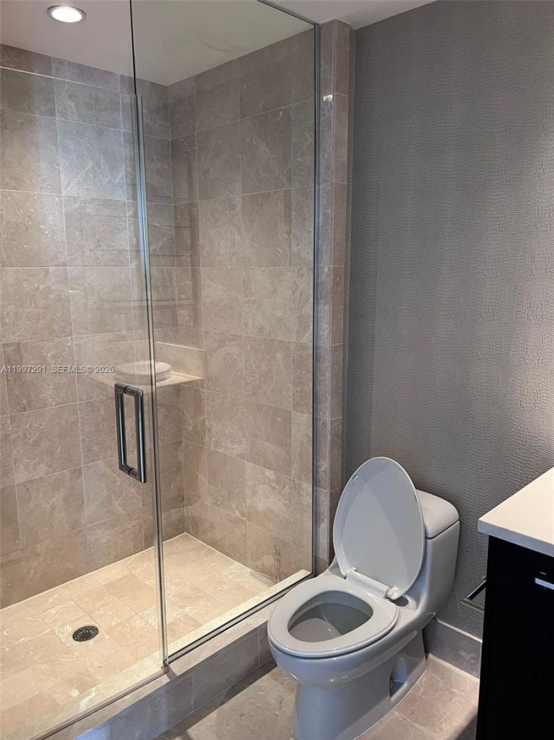 17121 Collins Ave , Unit 3304, Sunny Isles Beach, FL 33160 Photo