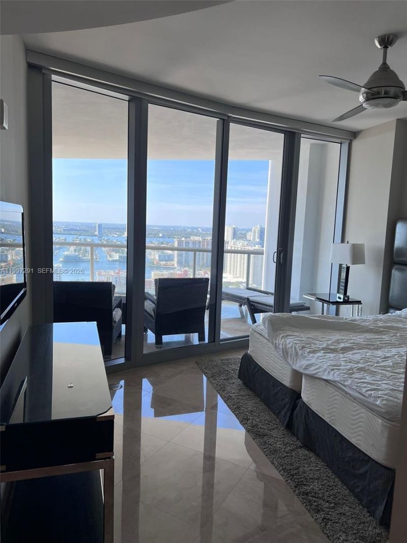 17121 Collins Ave , Unit 3304, Sunny Isles Beach, FL 33160 Photo