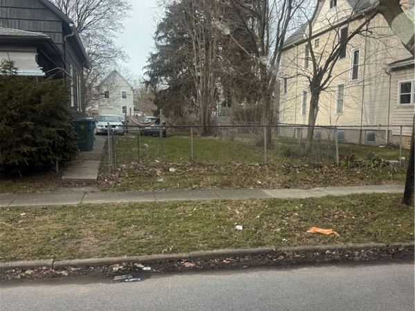 464 Frost Avenue , Rochester, NY 14611