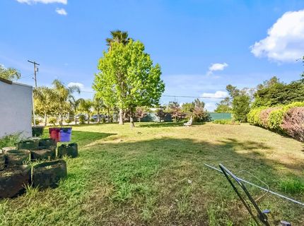 25950 Ca-99 Frontage Rd, Acampo, CA 95220 Photo