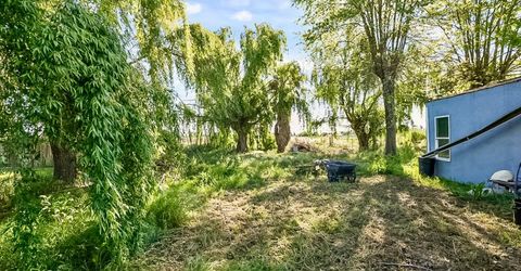 25950 Ca-99 Frontage Rd, Acampo, CA 95220 Photo