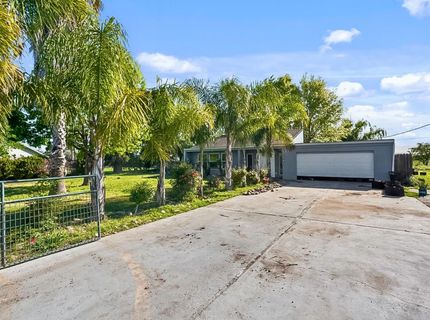 25950 Ca-99 Frontage Rd, Acampo, CA 95220 Photo