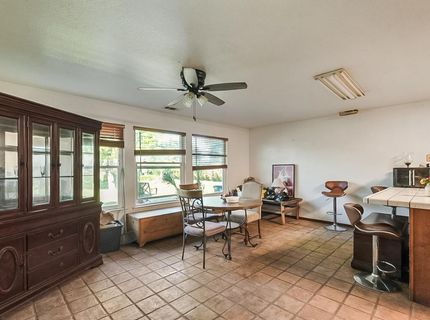 25950 Ca-99 Frontage Rd, Acampo, CA 95220 Photo