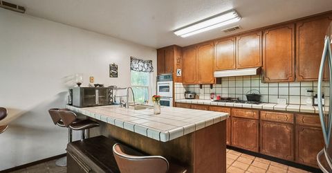 25950 Ca-99 Frontage Rd, Acampo, CA 95220 Photo