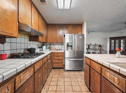 25950 Ca-99 Frontage Rd, Acampo, CA 95220 Photo