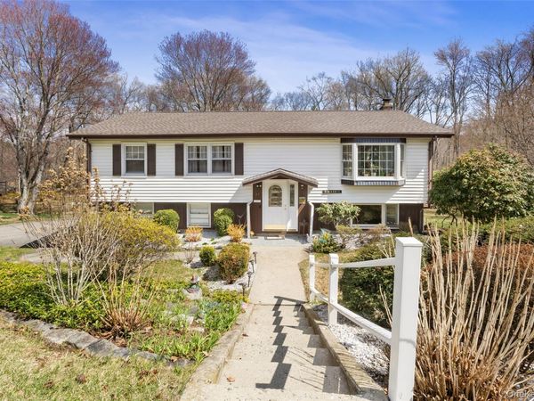 37 Tanager Road , Mahopac, NY 10541