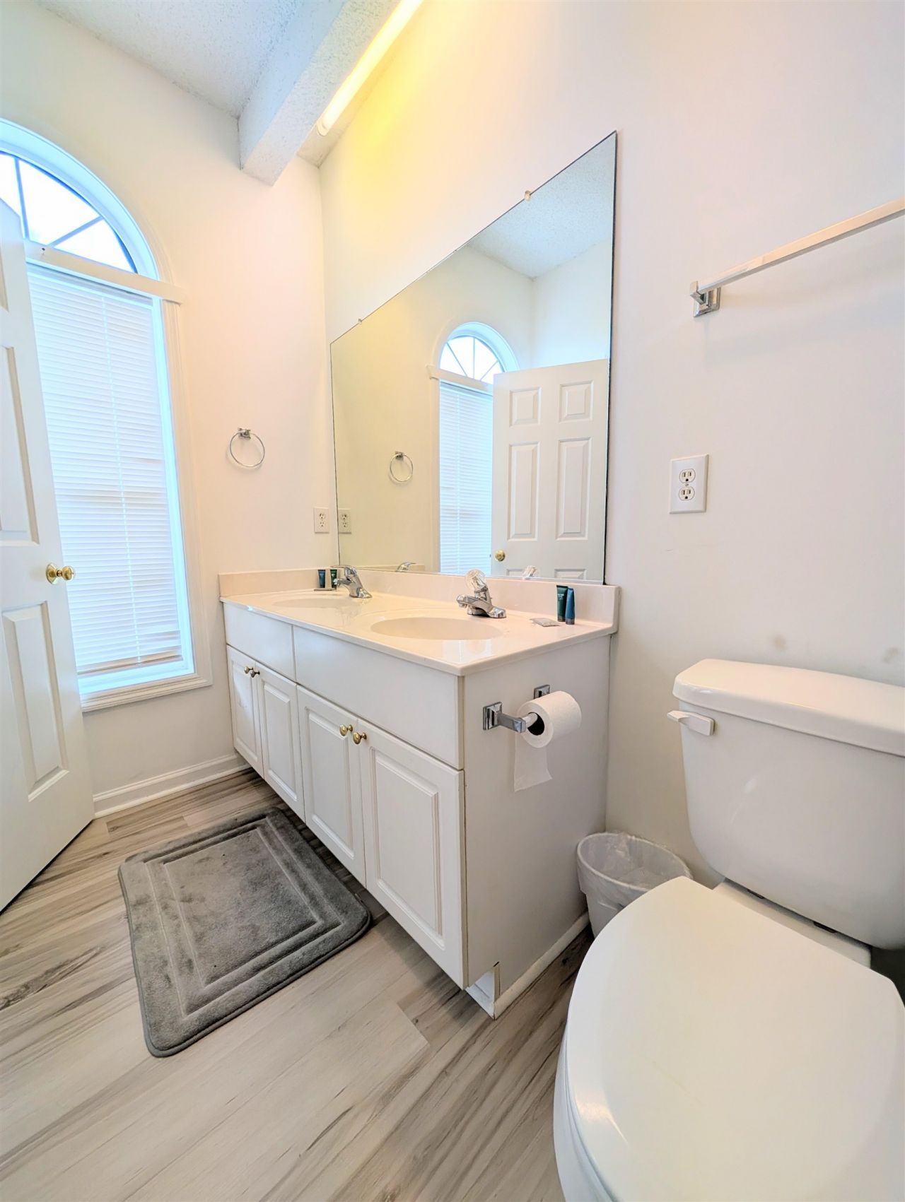 9754 Leyland Dr.  Photo 12