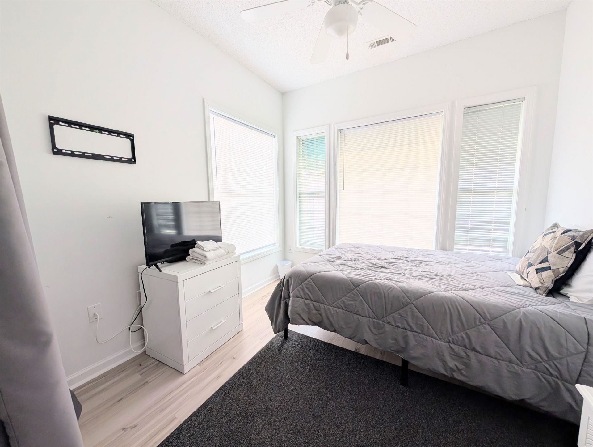 9754 Leyland Dr.  Photo 18