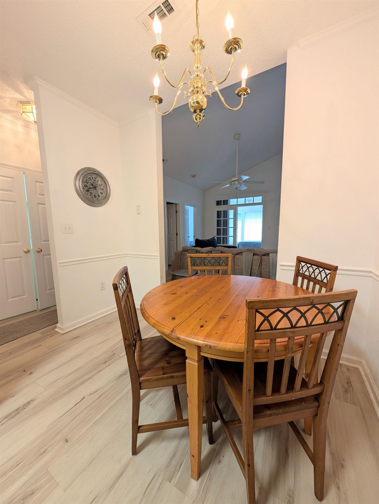 9754 Leyland Dr.  Photo 9