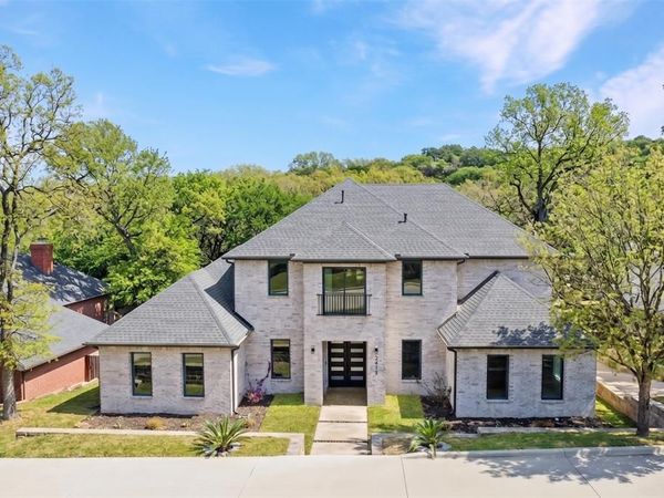 2415 Valley View Drive, Cedar Hill, TX 75104