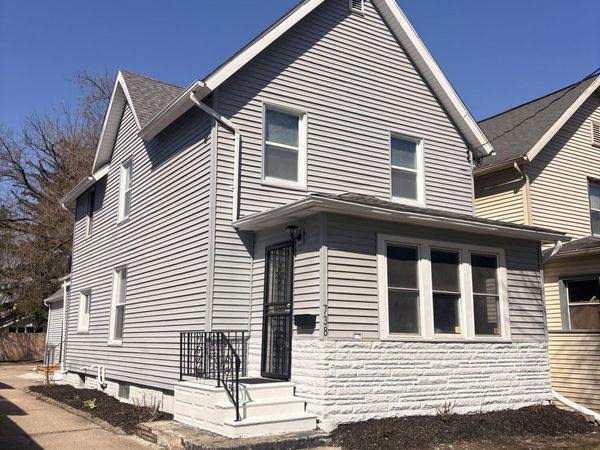 738 W Lapeer Street, Lansing, MI 48915