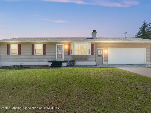 2475 Yallup Road, St. Johns, MI 48879