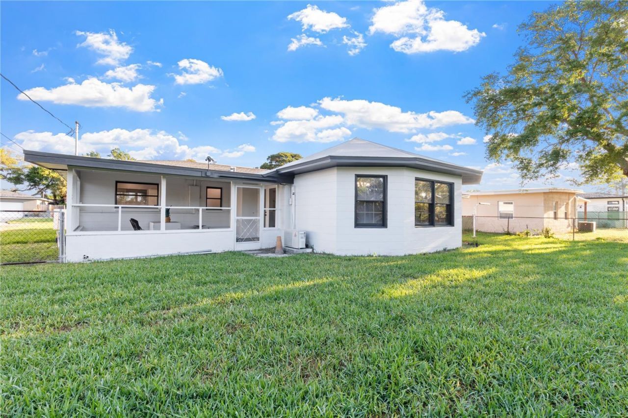 2554 68th Avenue S, Saint Petersburg, FL 33712 Photo