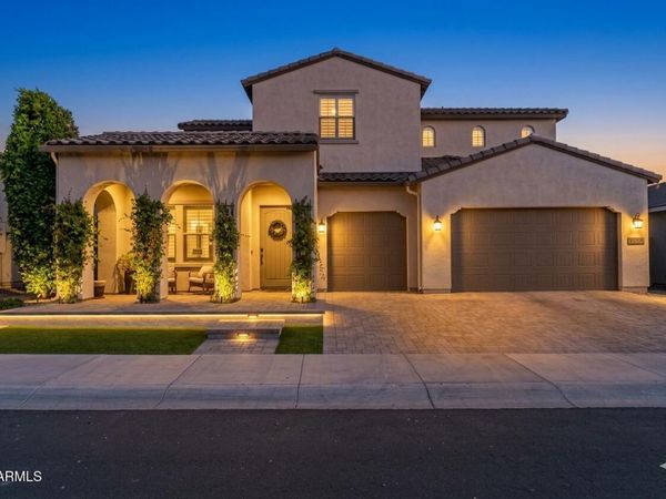 17182 W THOUSAND OAKS Street, Surprise, AZ 85388