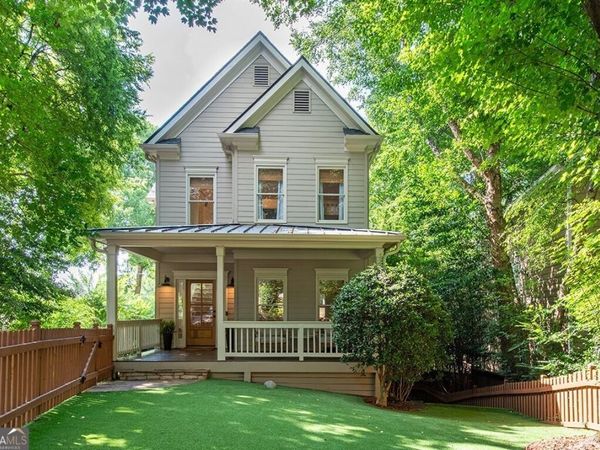 1064 Davis Circle NW, Atlanta, GA 30318
