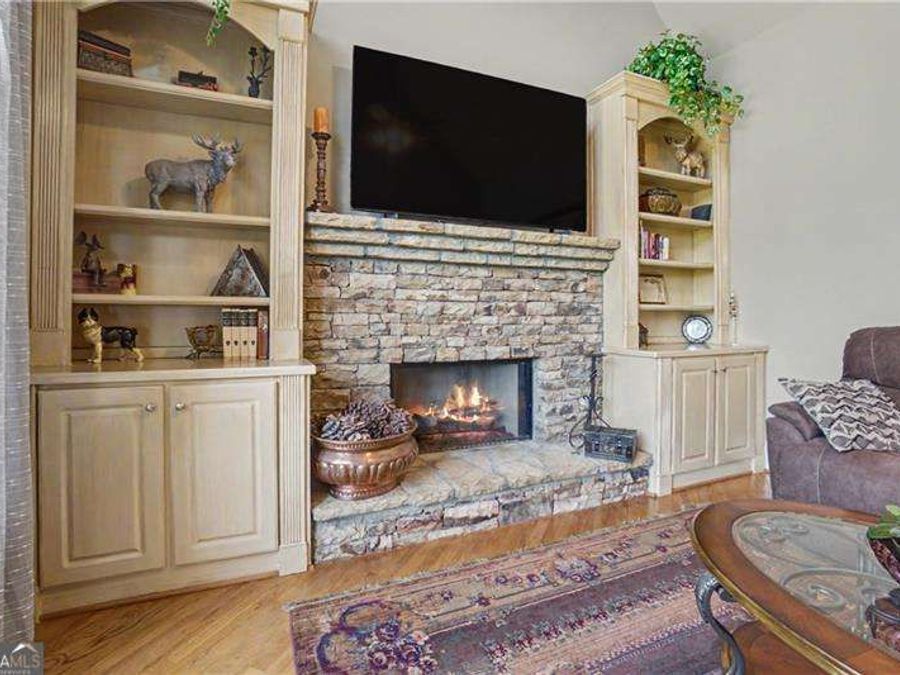 Property Image 25