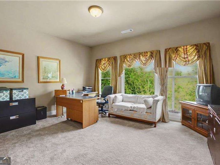 Property Image 37