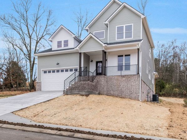 125 Scenic Ln , Hartsville, TN 37074