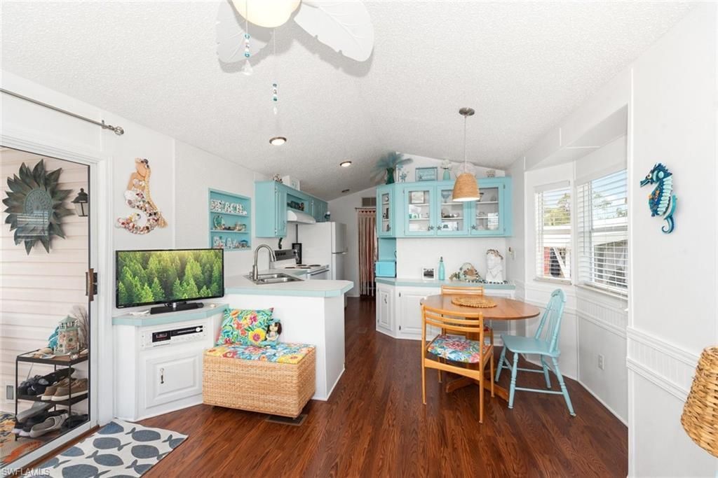 8564 Firwood Dr, Estero, FL 33928 Photo