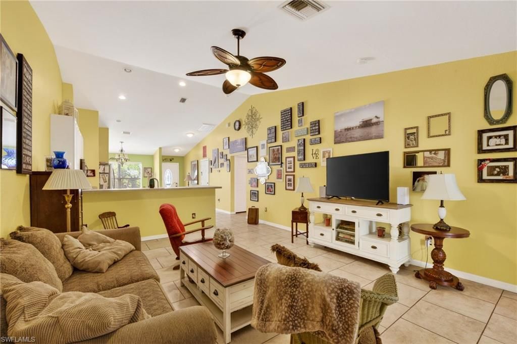 5520 Phillips St, Bokeelia, FL 33922 Photo