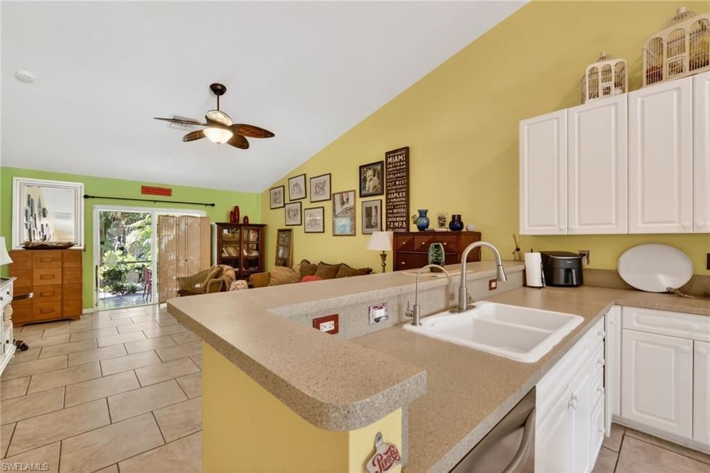 5520 Phillips St, Bokeelia, FL 33922 Photo