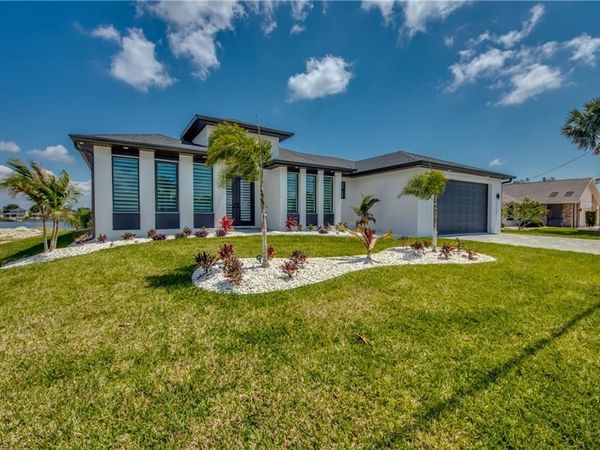 1715 SW 6th AVE , CAPE CORAL, FL 33991