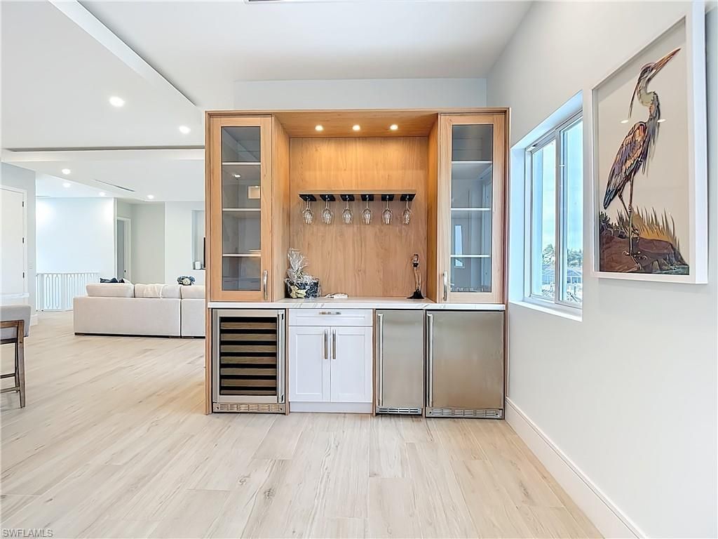 445 Madison Ct, Fort Myers Beach, FL 33931 Photo