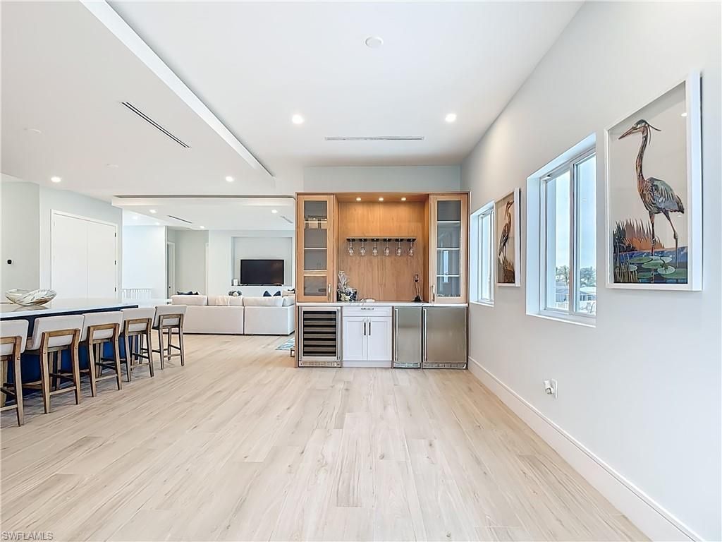 445 Madison Ct, Fort Myers Beach, FL 33931 Photo