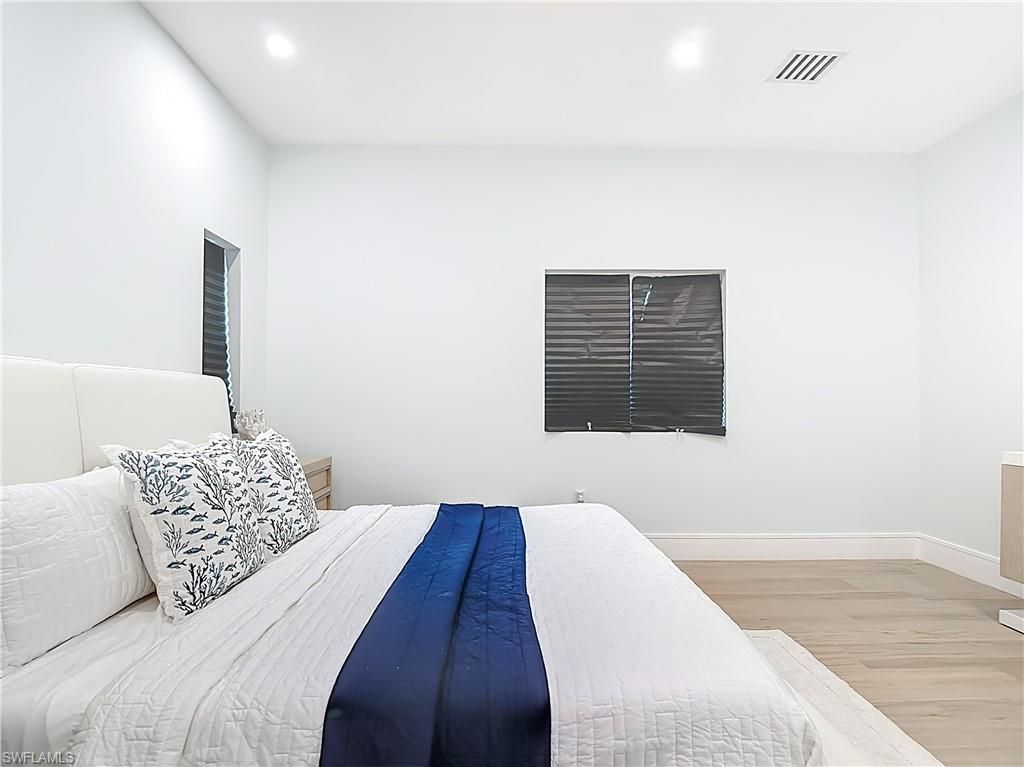 445 Madison Ct, Fort Myers Beach, FL 33931 Photo