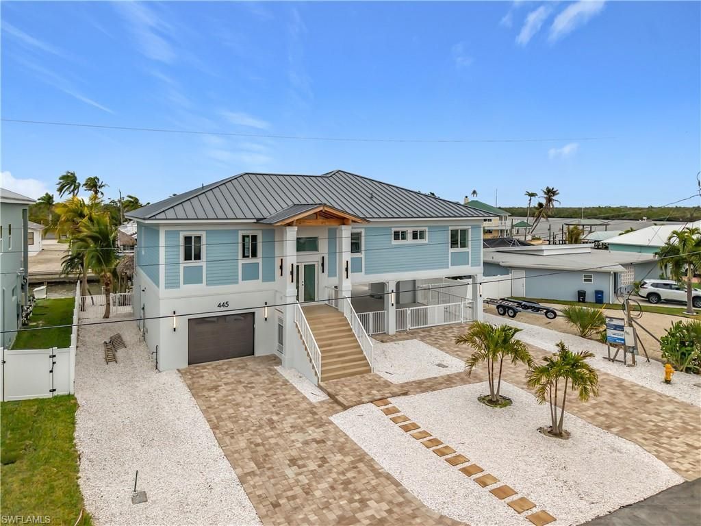 445 Madison Ct, Fort Myers Beach, FL 33931 Photo