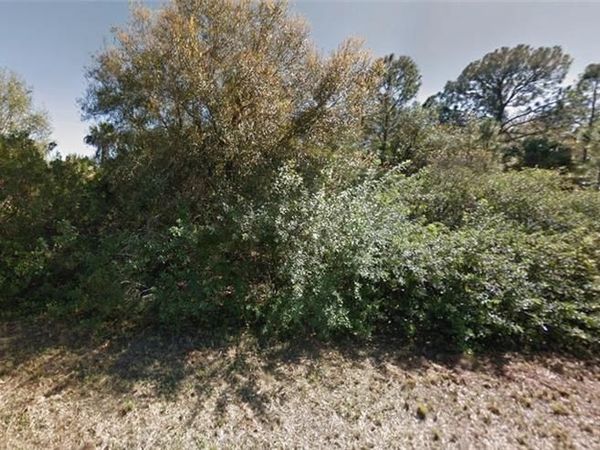 1954 Messmer AVE, LEHIGH ACRES, FL 33972