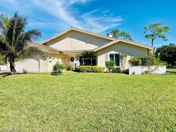 9968 Ortega LN , BONITA SPRINGS, FL 34135