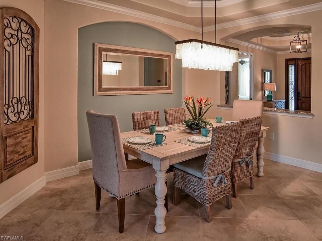 2850 Aviamar Cir, Naples, FL 34114 Photo