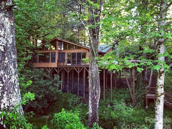 1359 Chestnut Grove Road , Spruce Pine, NC 28777