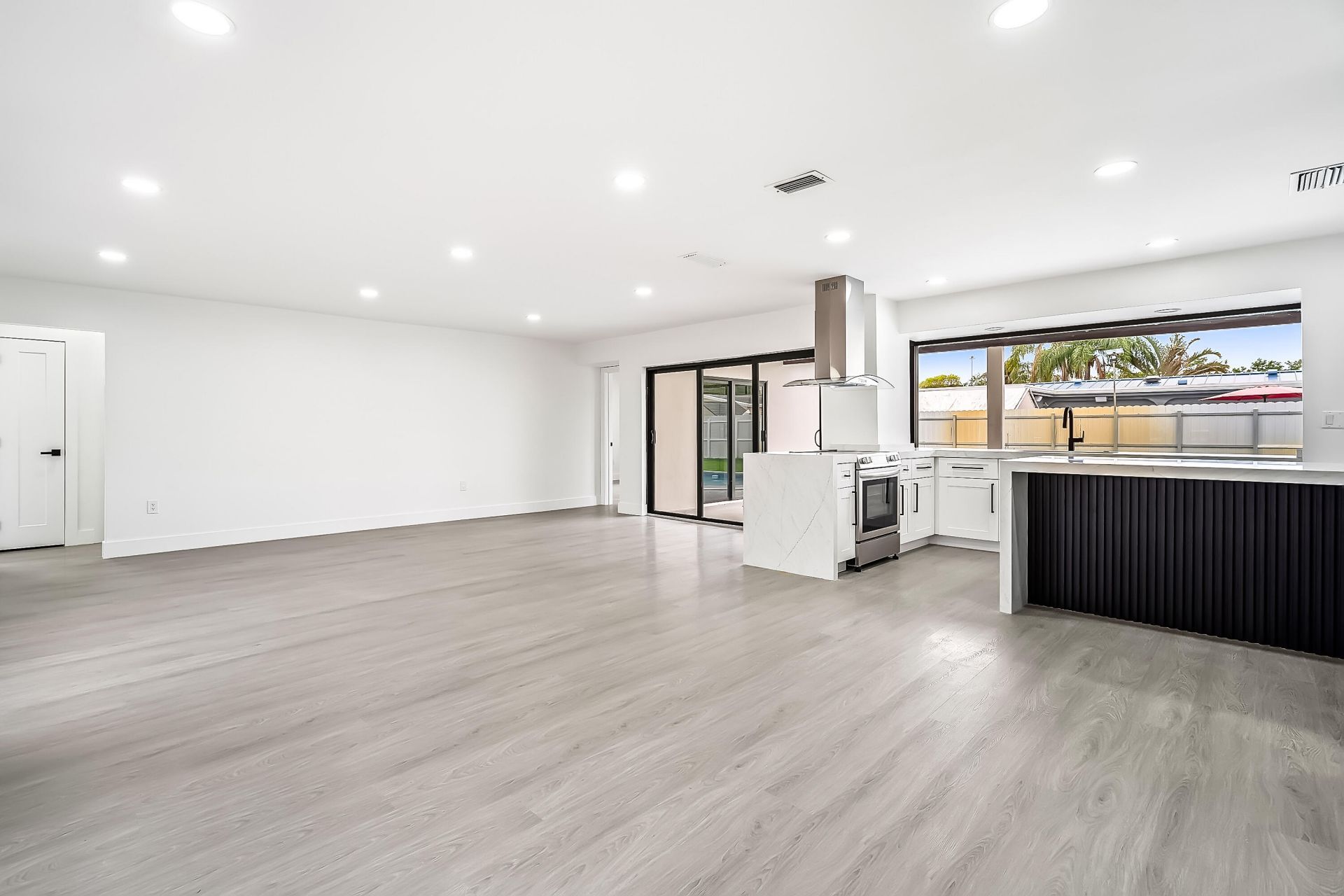 7550 Grandview Boulevard, Miramar, FL 33023 Photo