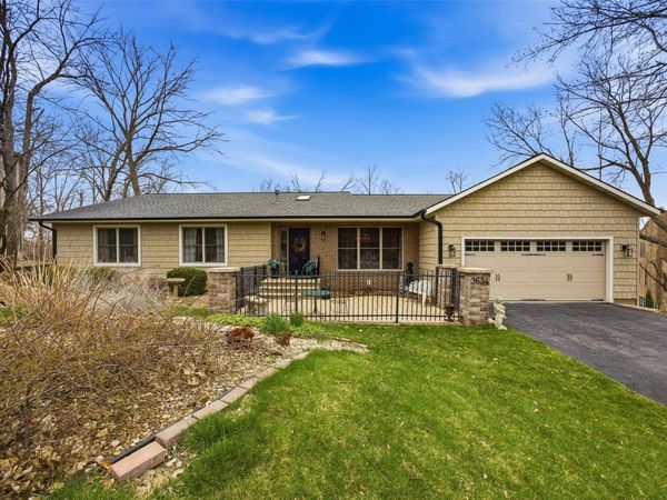 3634 Honey Hill Drive SE, Cedar Rapids, IA 52403