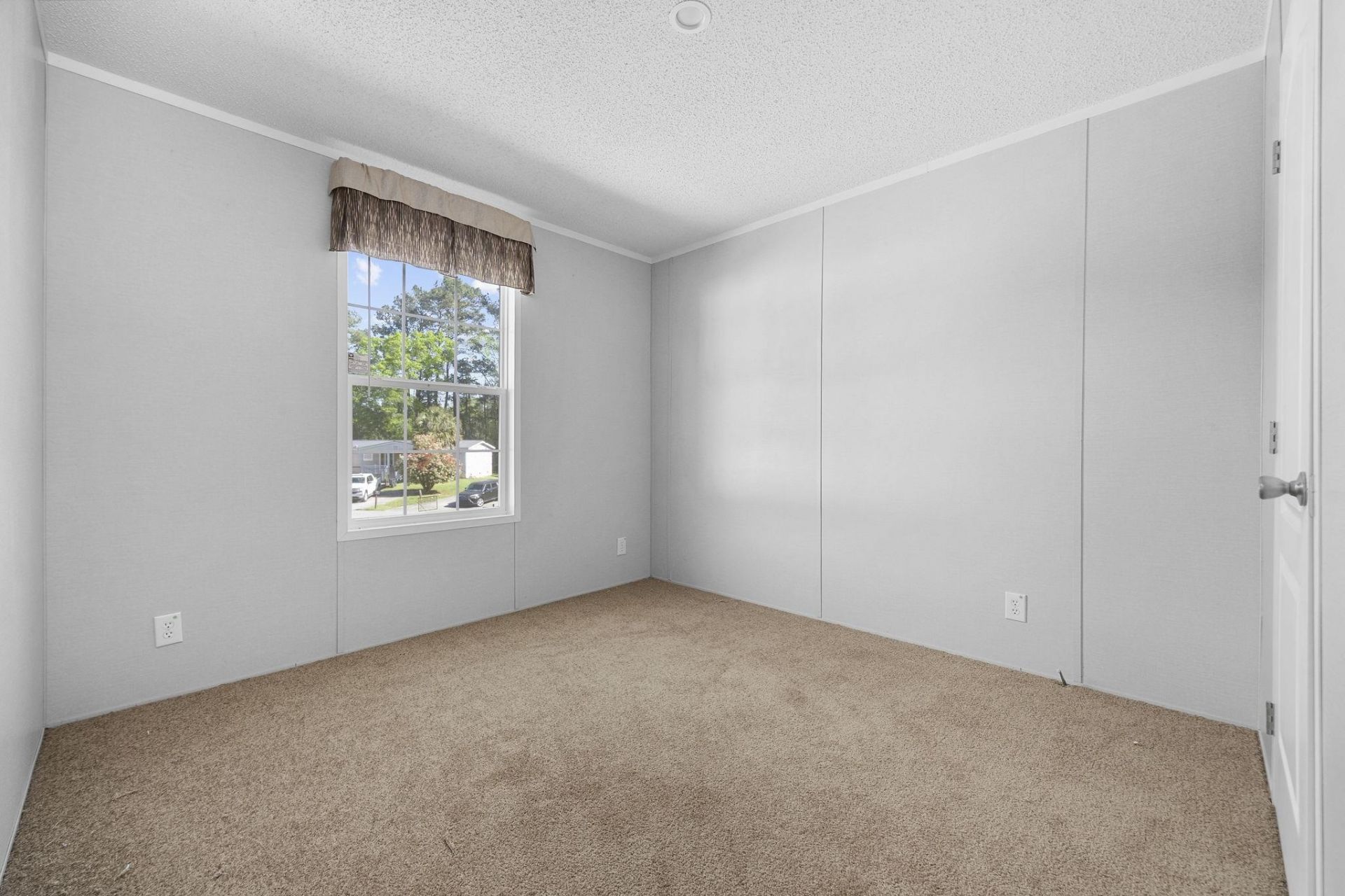 8376 Huntington Ct.  Photo 26