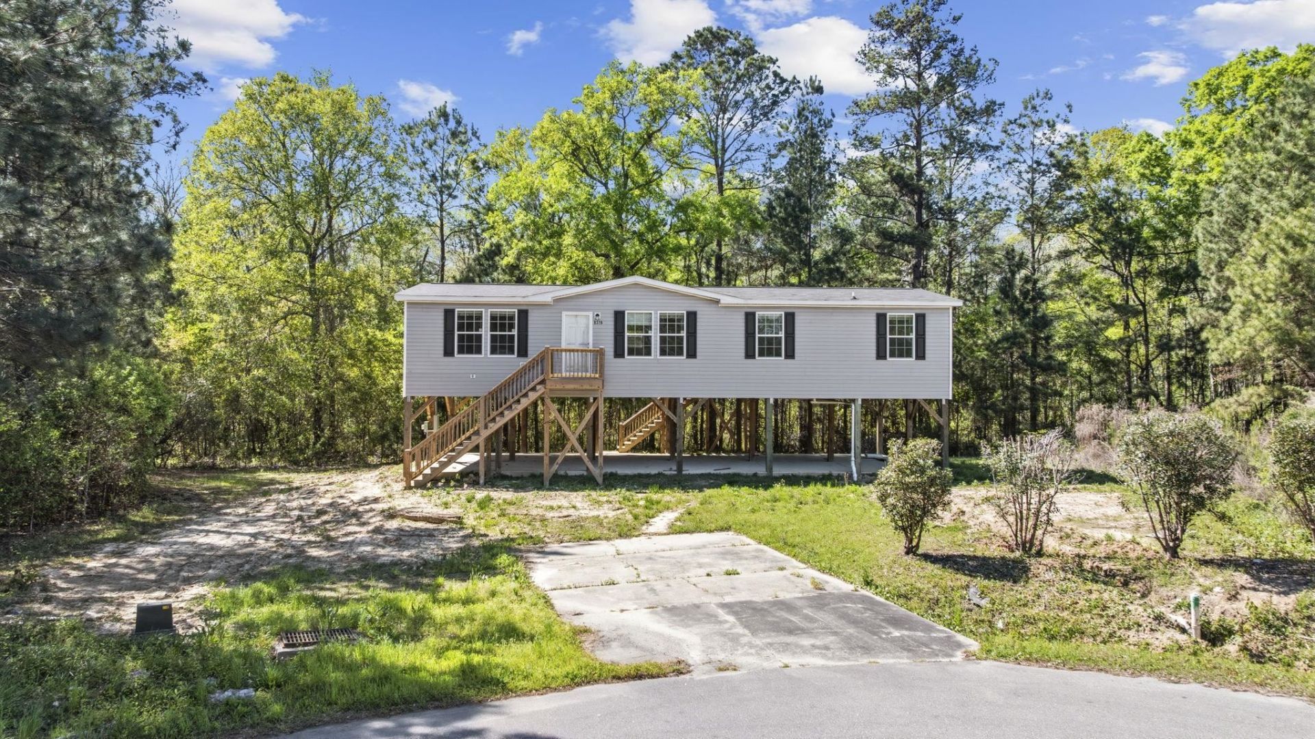 8376 Huntington Ct.  Photo 4