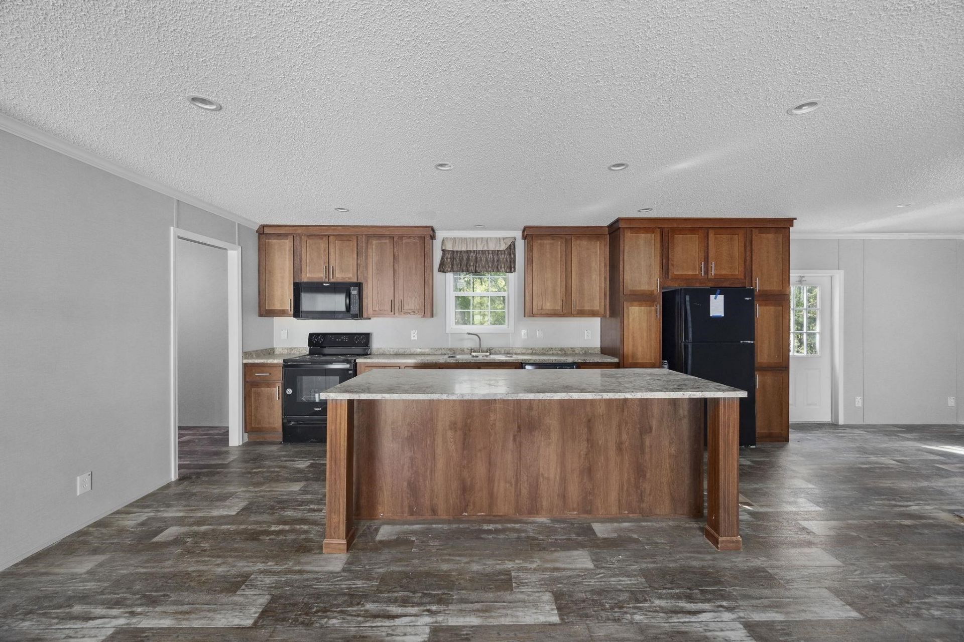 8376 Huntington Ct.  Photo 8