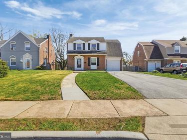 432 ALDAN AVENUE, ALDAN, PA 19018