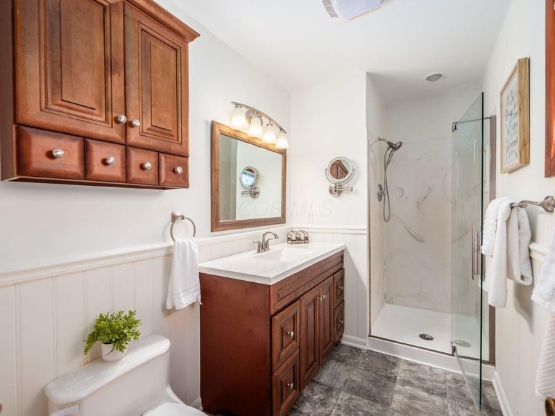 1490 Pemberton Drive, Columbus, OH 43221 Photo 31