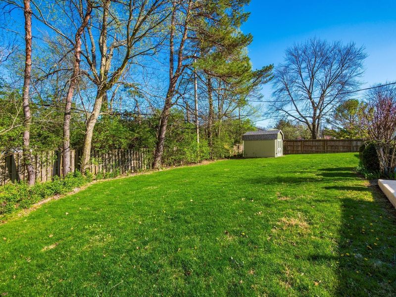 1490 Pemberton Drive, Columbus, OH 43221 Photo 51