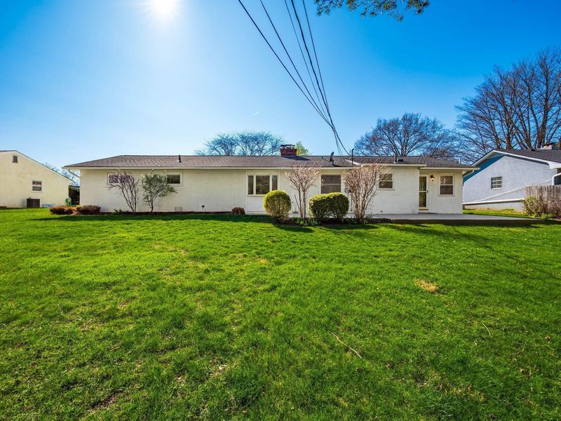 1490 Pemberton Drive, Columbus, OH 43221 Photo 54